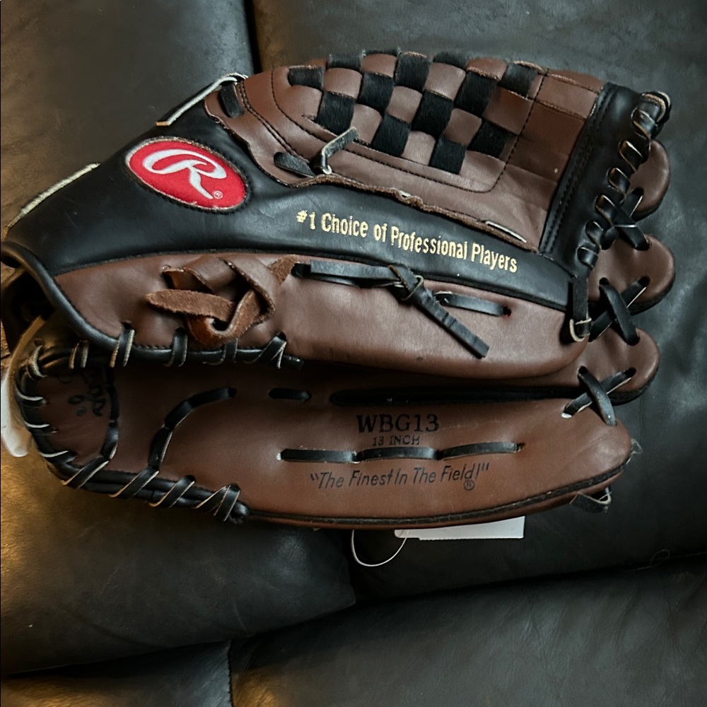 Rawlings Black and Brown Men's Baseball Glove